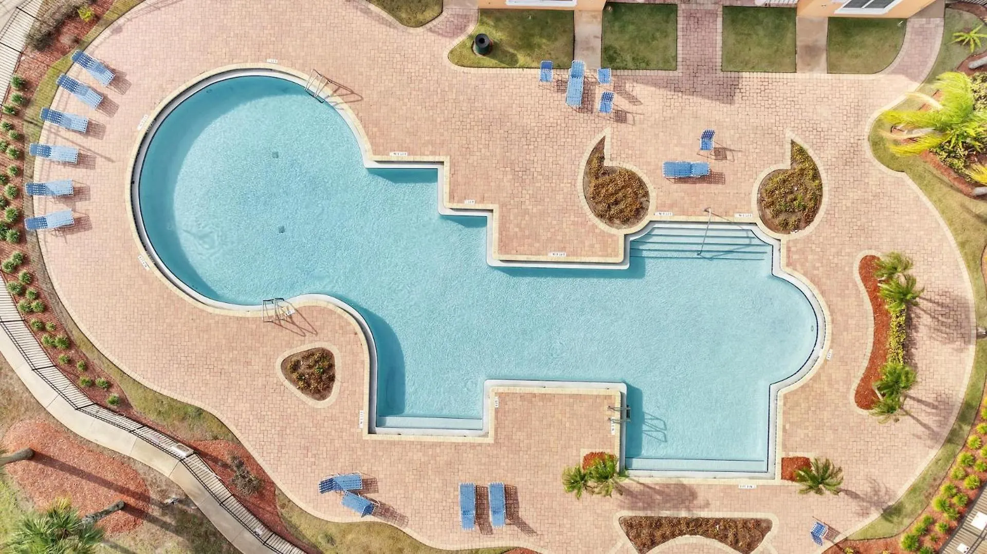 4beds With Private Pool Holiday home