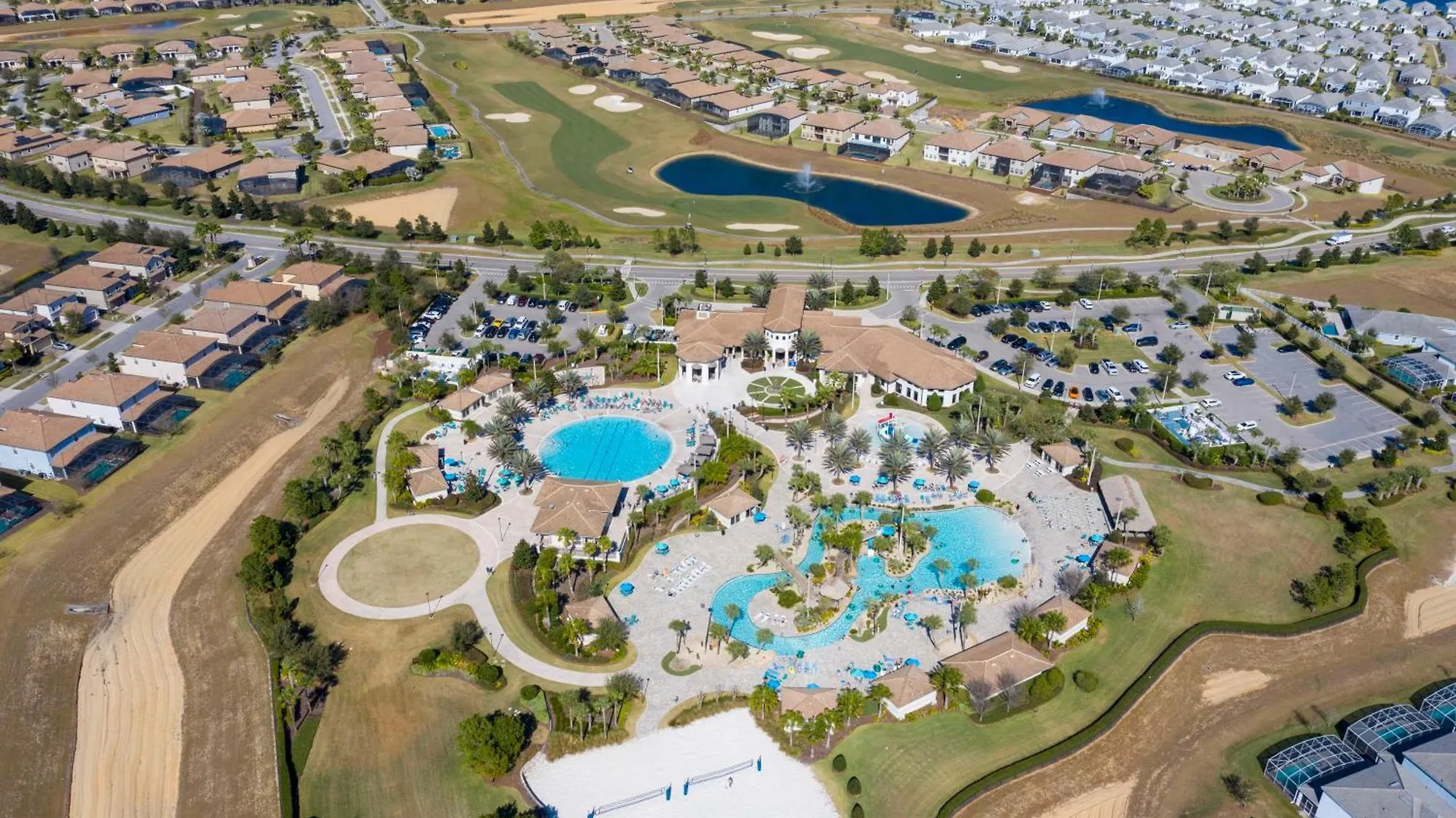 Holiday home 6br Amazing Family Private Pool Bbq