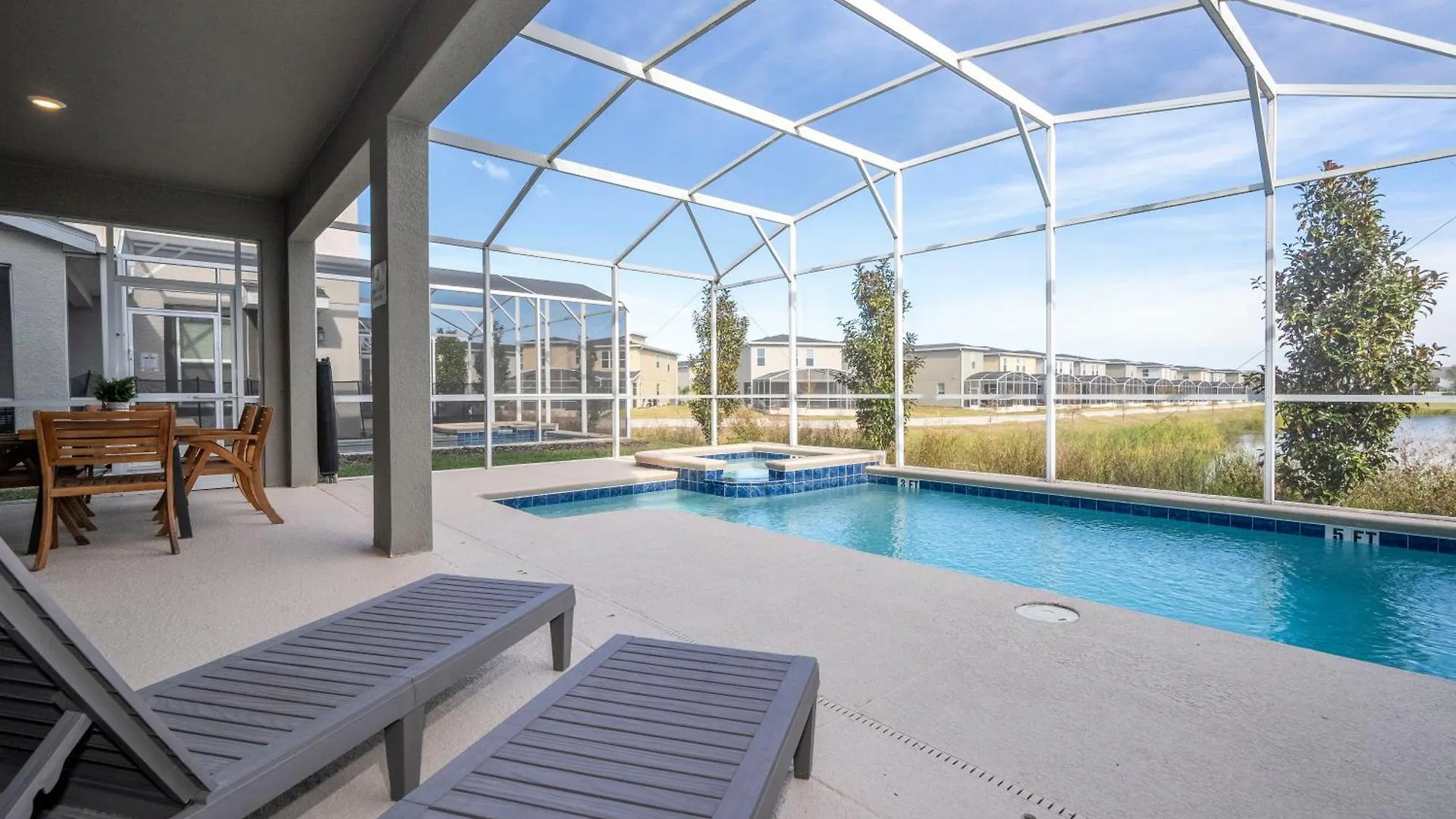 Holiday home 6br Amazing Family Private Pool Bbq *
