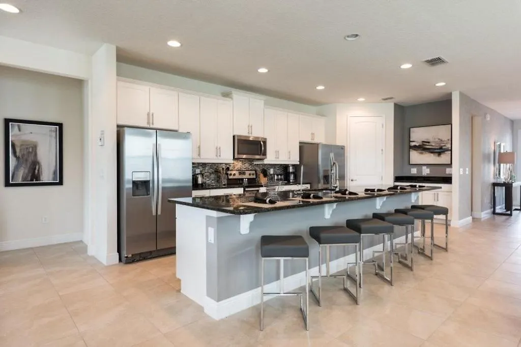 Holiday home Luxurious 9bd W/game + Themed *