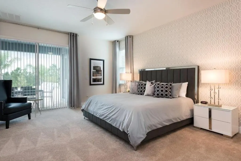 Luxurious 9bd W/game + Themed Kissimmee