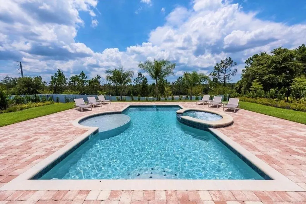 Luxurious 9bd W/game + Themed Holiday home *