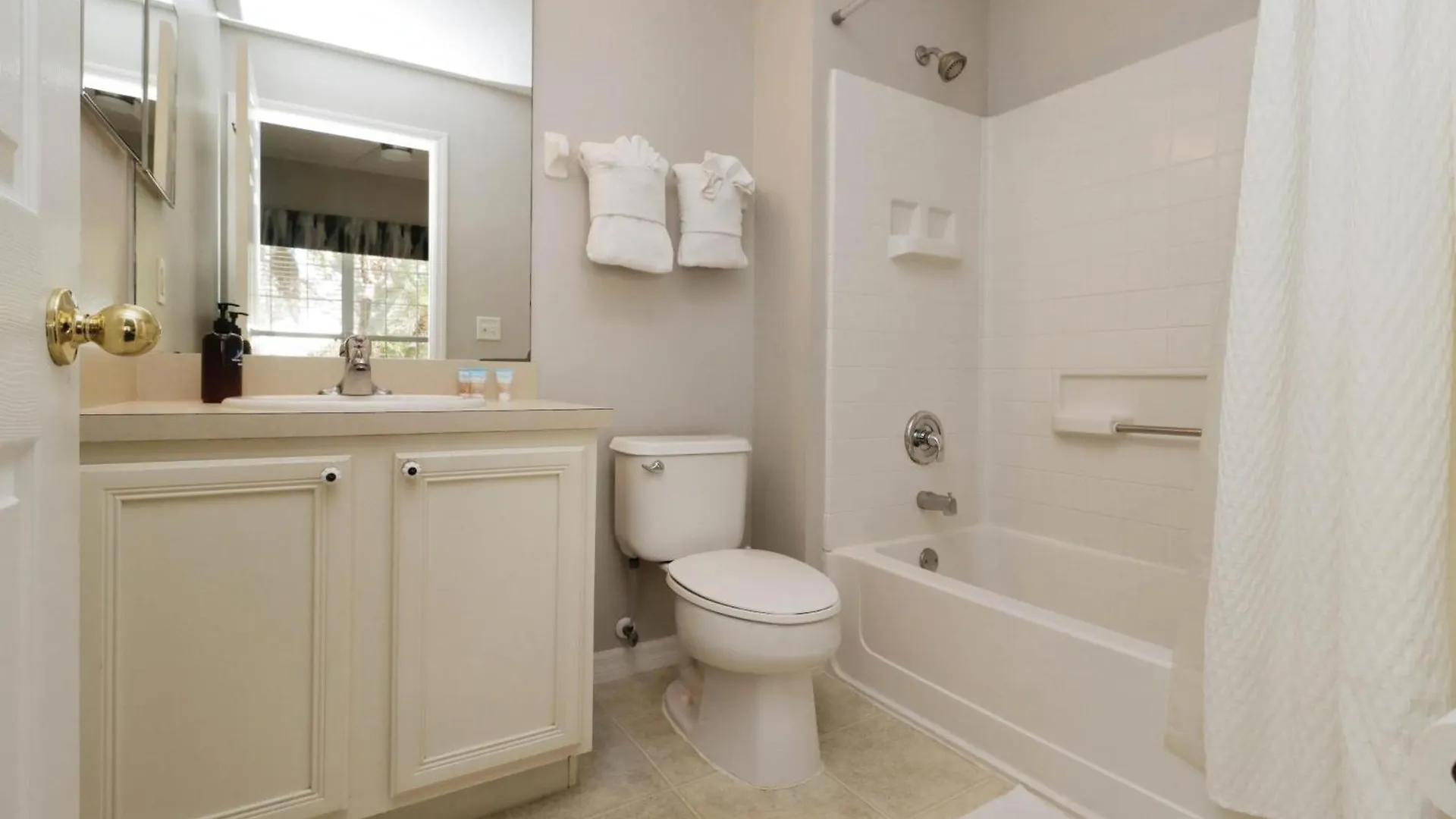 Villa Jasmine At Ellis Exclusive