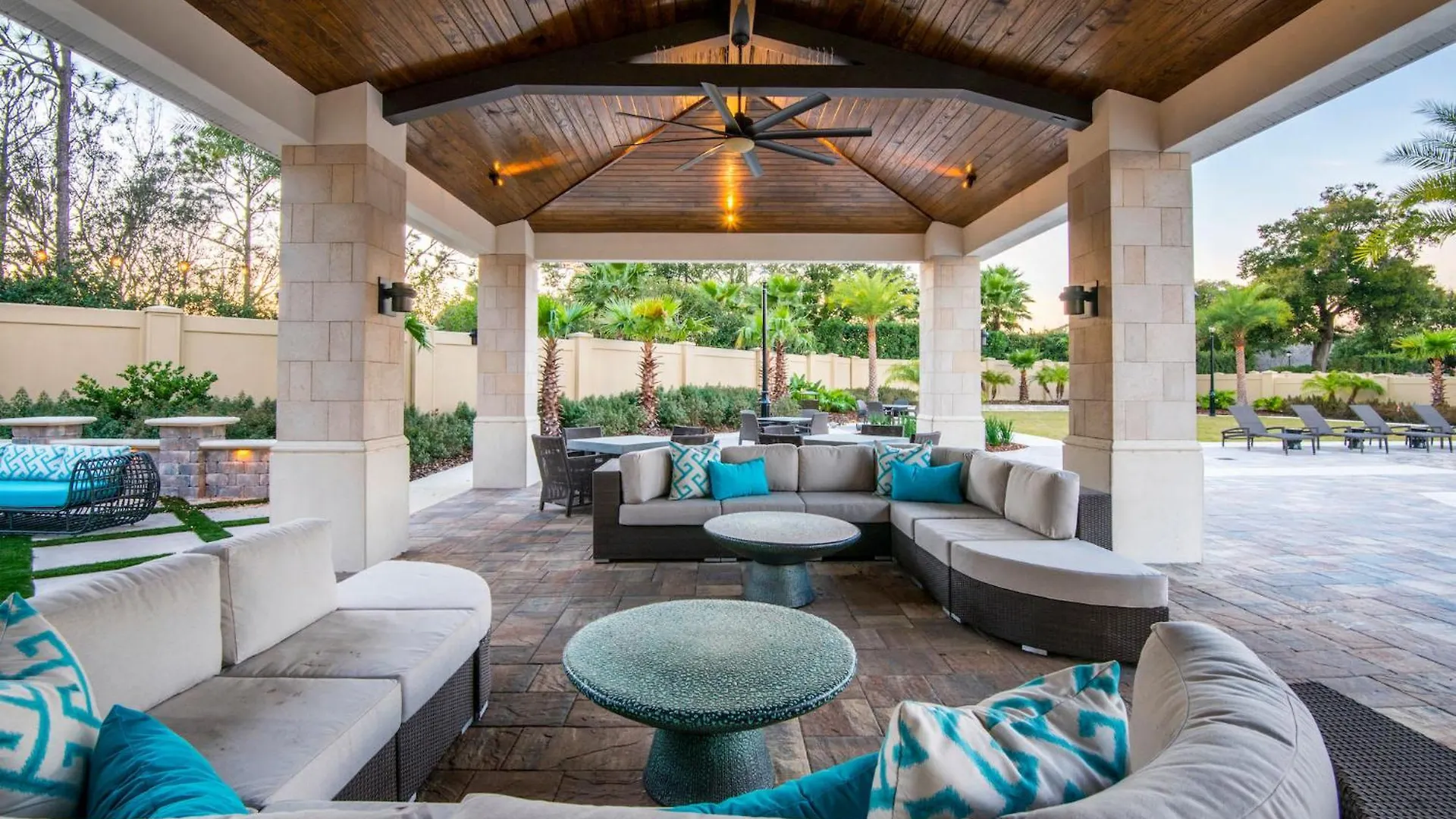 Upstay -spacious W Pool-hot Tub-bbq- Sleeps 27 Kissimmee