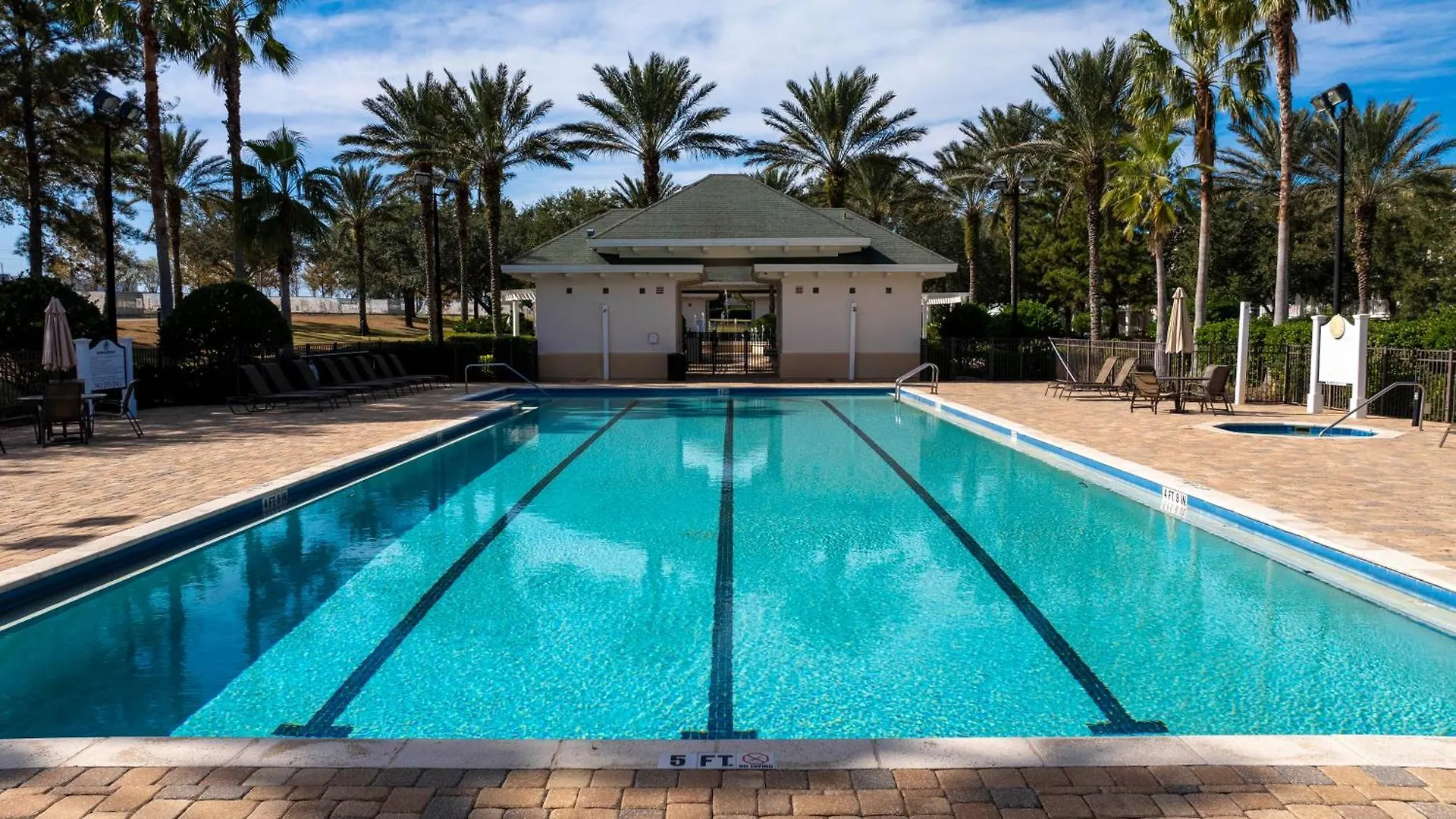 5br New Near