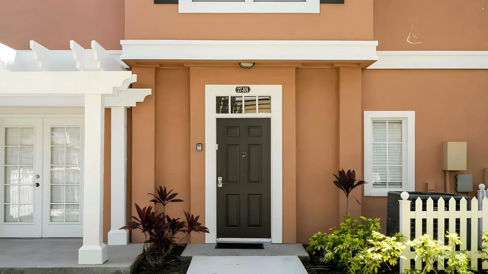 Charming 4-bedroom In Venetian Bay 2208sv Holiday home *