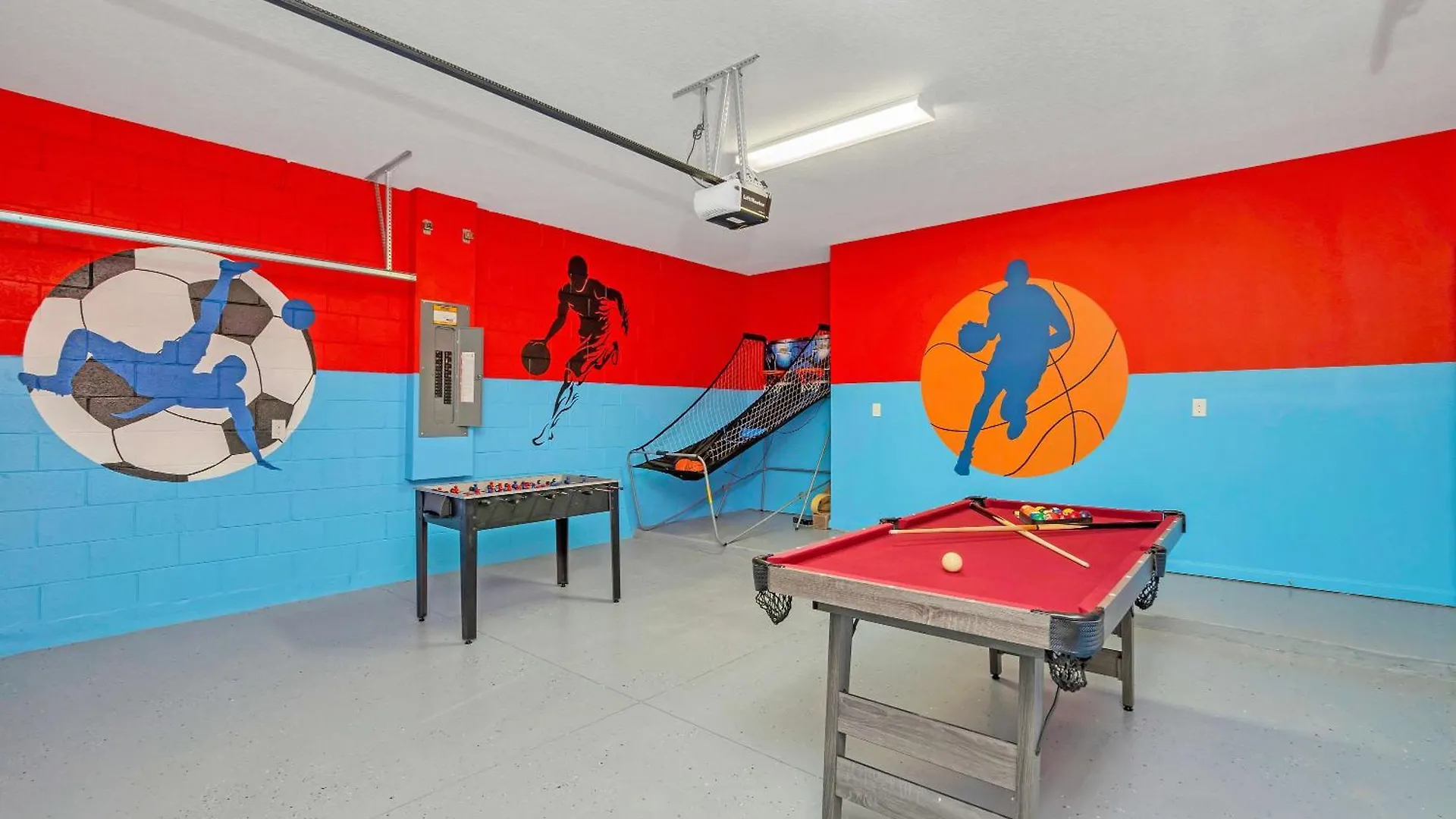 W Pool & Games Near -pet Friendly Holiday home
