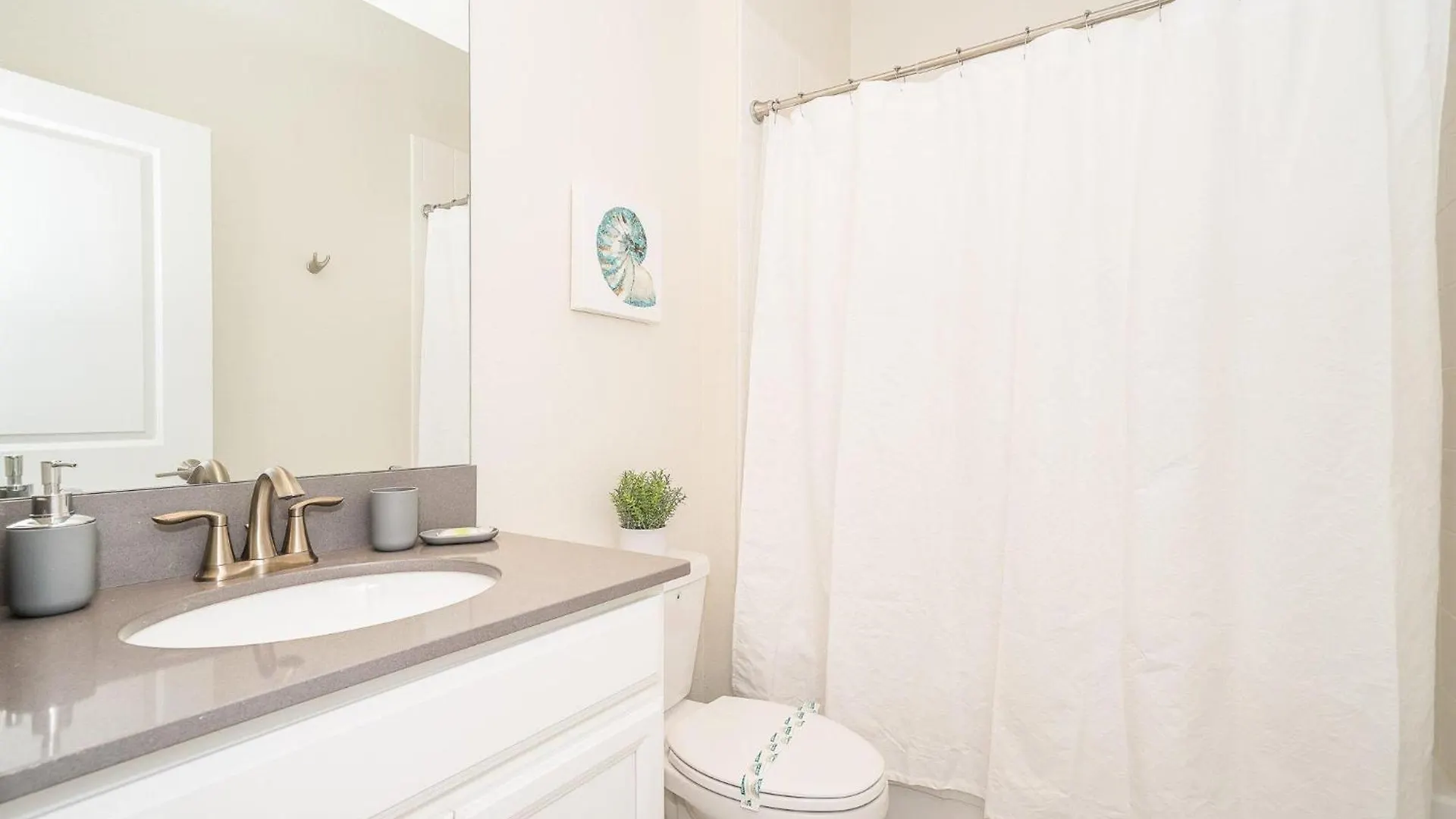2770ag 5 Bed/5 Ba * Kissimmee