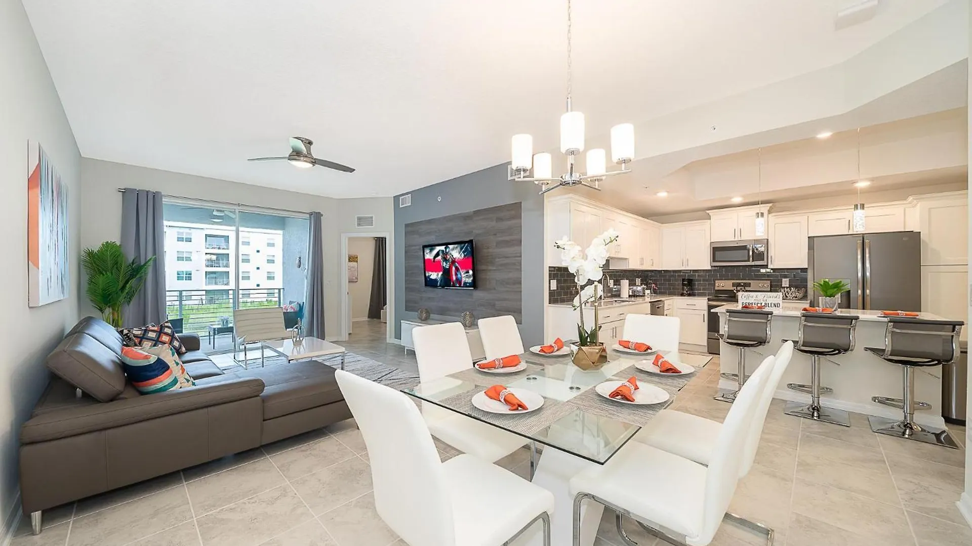 3180-201jb Storey Lake, 3/2 Garden View