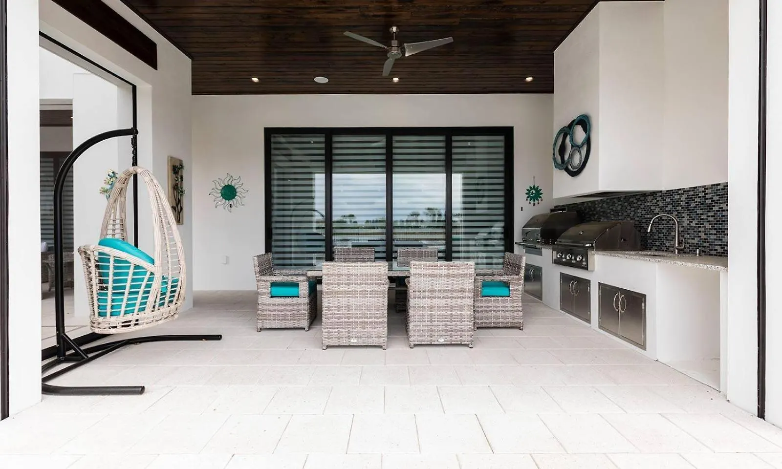Bright Chic 7 Bdrm Oasis With Private Pool And At Reunion *