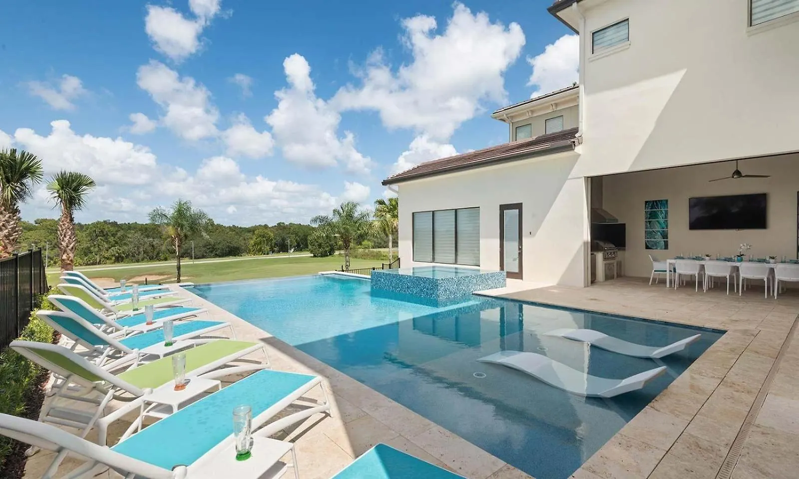 Holiday home Luxurious 7 Bdrm Mansion With Infinity Pool At Reunion