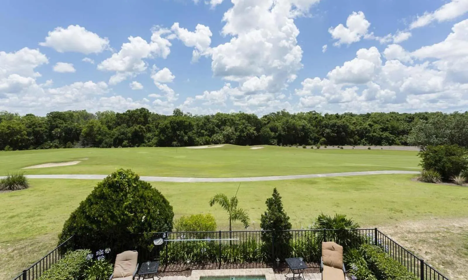 Radiant 4 Bdrm Retreat With Golf Course Views At Reunion *