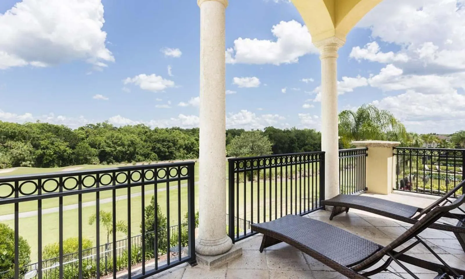 Holiday home Radiant 4 Bdrm Retreat With Golf Course Views At Reunion *