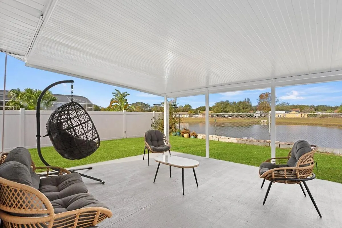 Apluss Getaway Apartment *