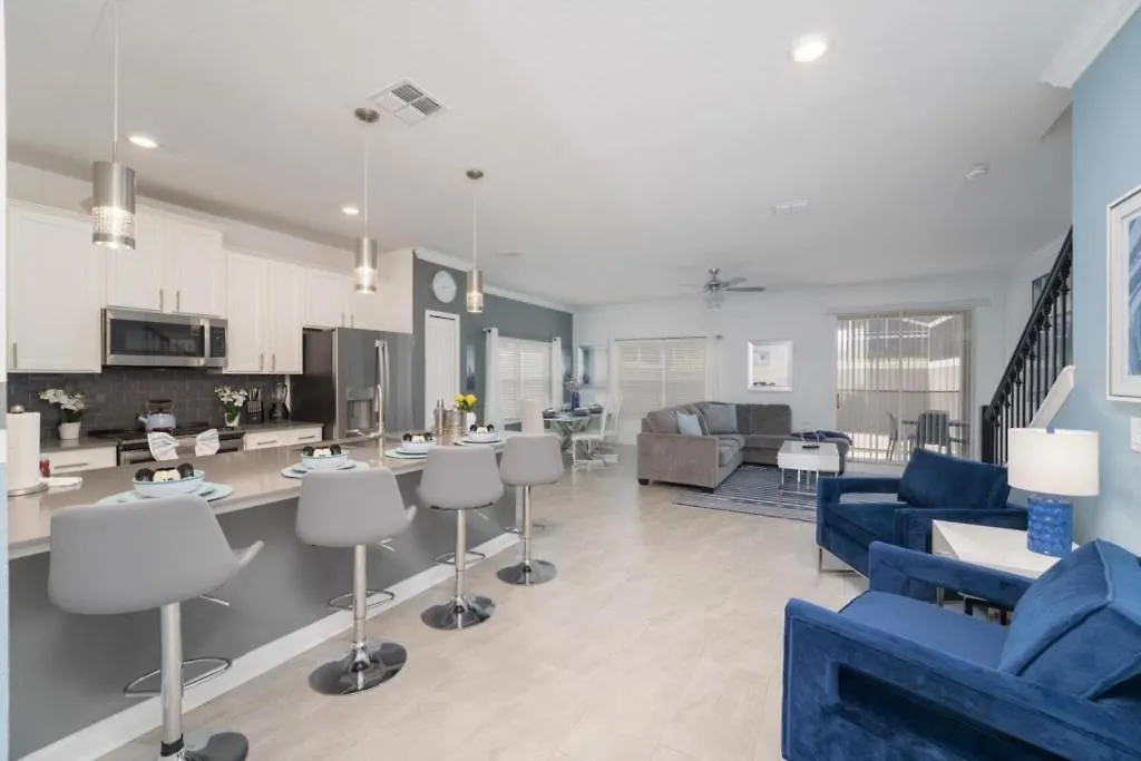 Brand New Luxury 5 Bedroom Pool 272