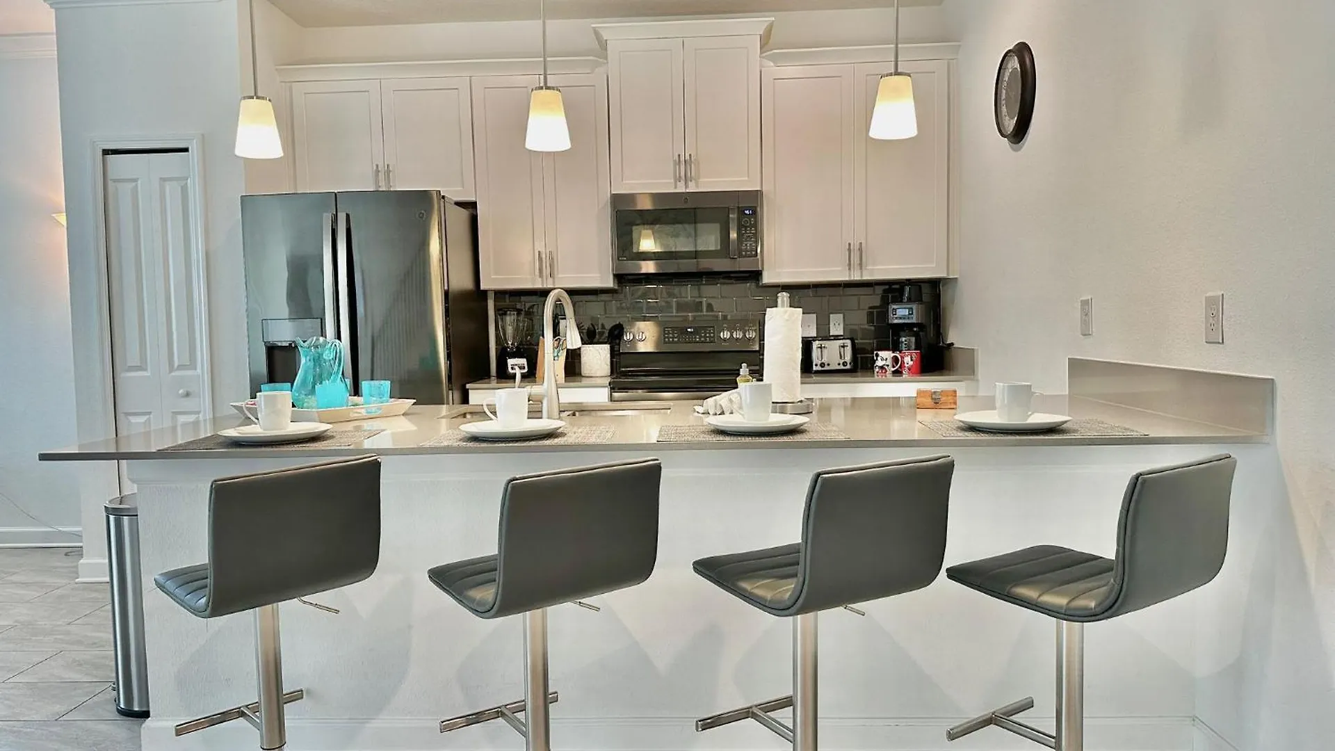 度假居 Luxury 5 Bedroom 4 Bath Private Pool 240 基西米