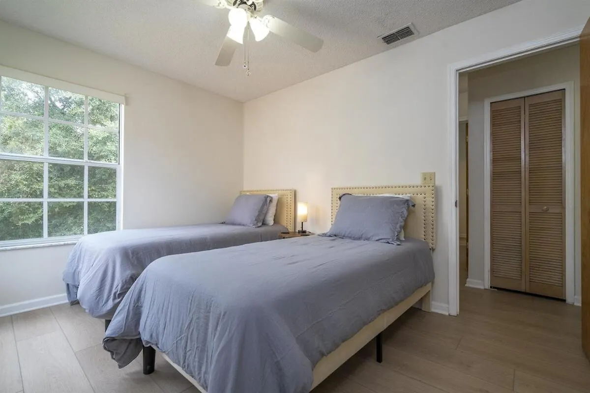 Family Very Close To Apartment Kissimmee
