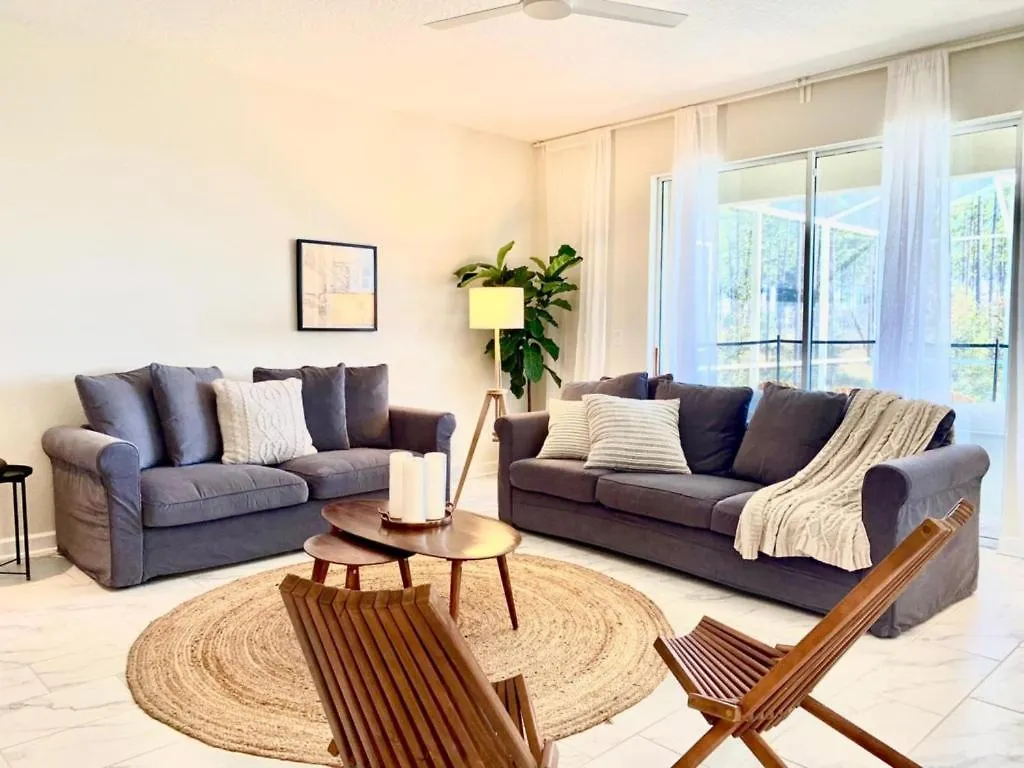 Luxury 6 Bedroom 5 Bath Pool 215 Holiday home *