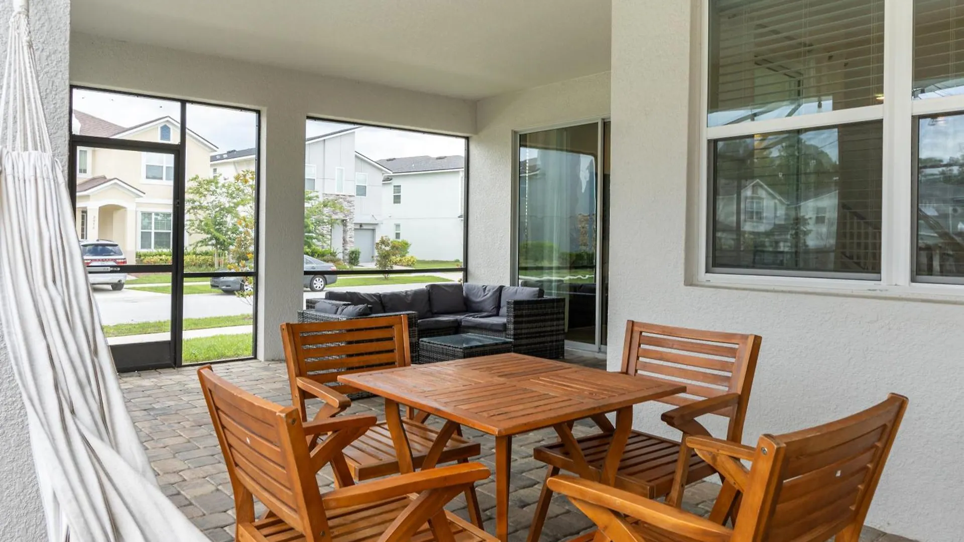 Luxury 6 Bedroom 5 Bath Pool 354 Holiday home *