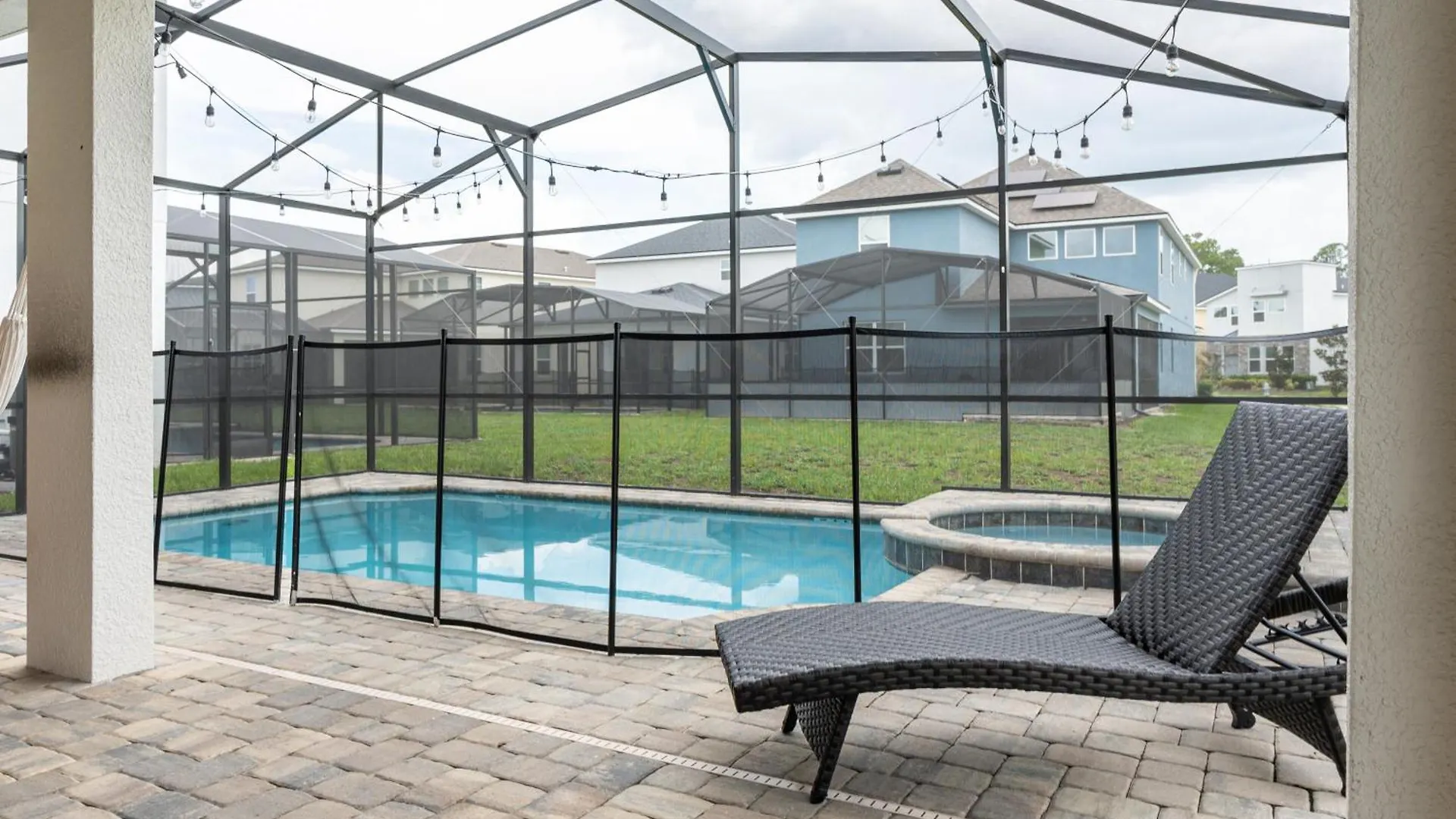 Luxury 6 Bedroom 5 Bath Pool 354 Holiday home *