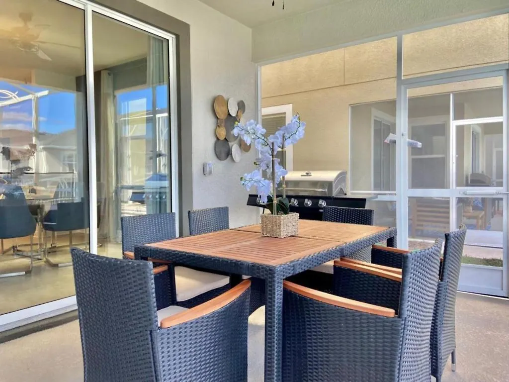 Luxury 6 Bedroom 5 Bath Pool 251 *