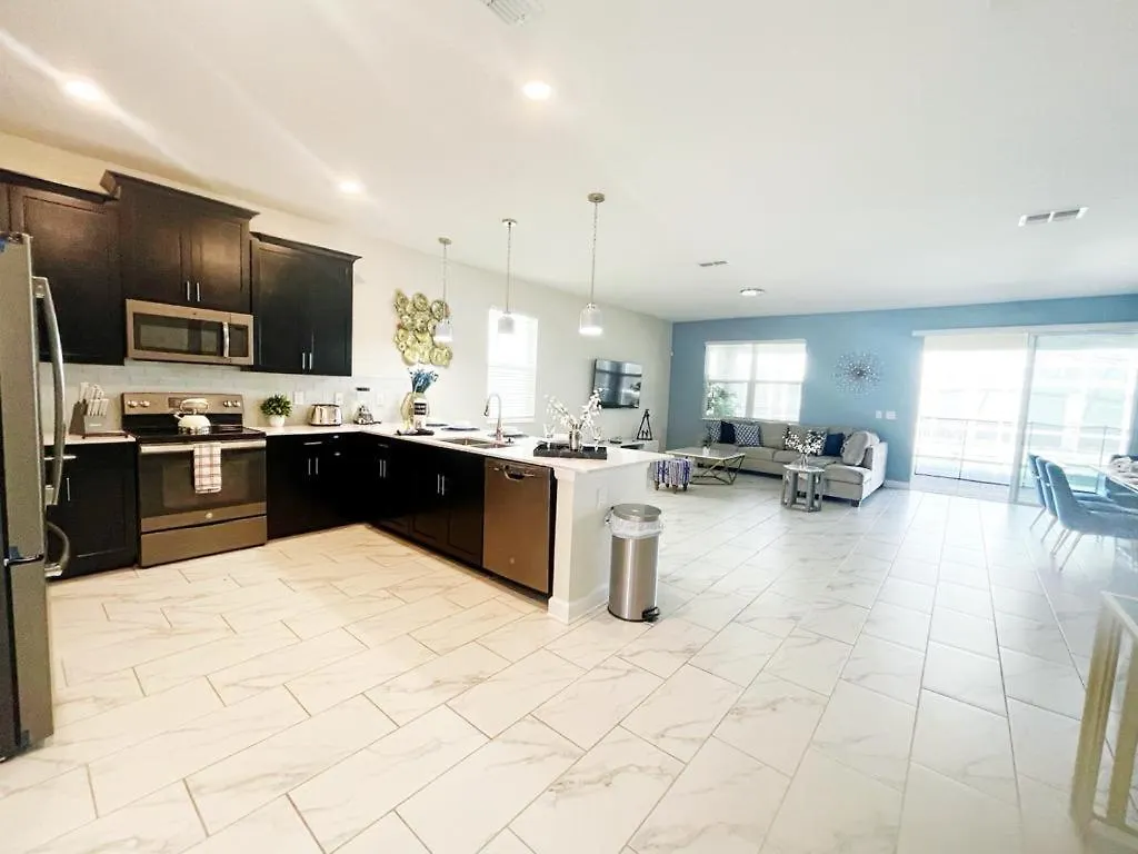 Luxury 7 Bedroom 5 Bath Pool 207 *