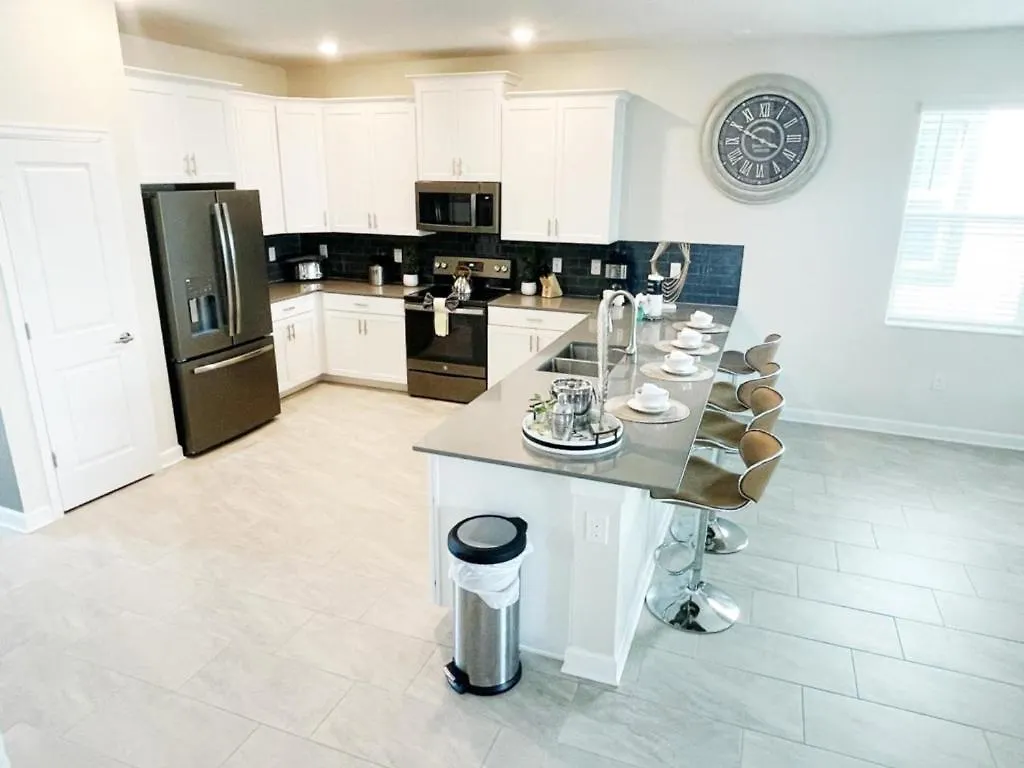 Holiday home Luxury 8 Bedroom 5 Bath Private Pool 212