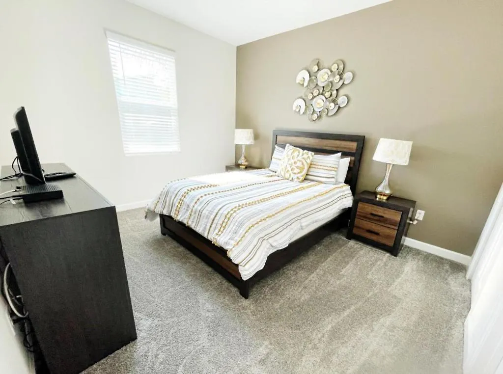 Luxury 8 Bedroom 5 Bath Private Pool 212 Holiday home Kissimmee