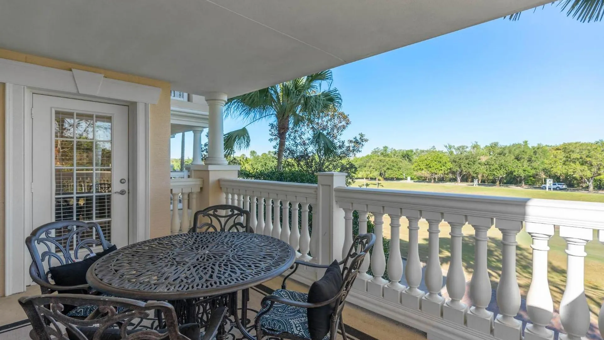 W284 - The Coastal Inspiration With Private Balcony At Reunion