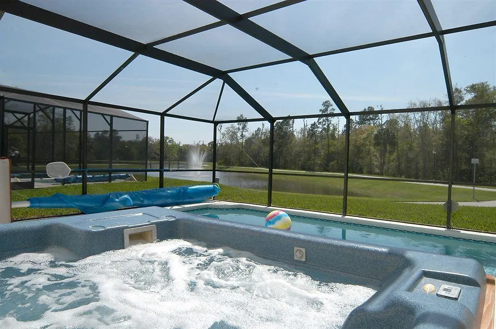 Florida And Elite Homes Apartmán *