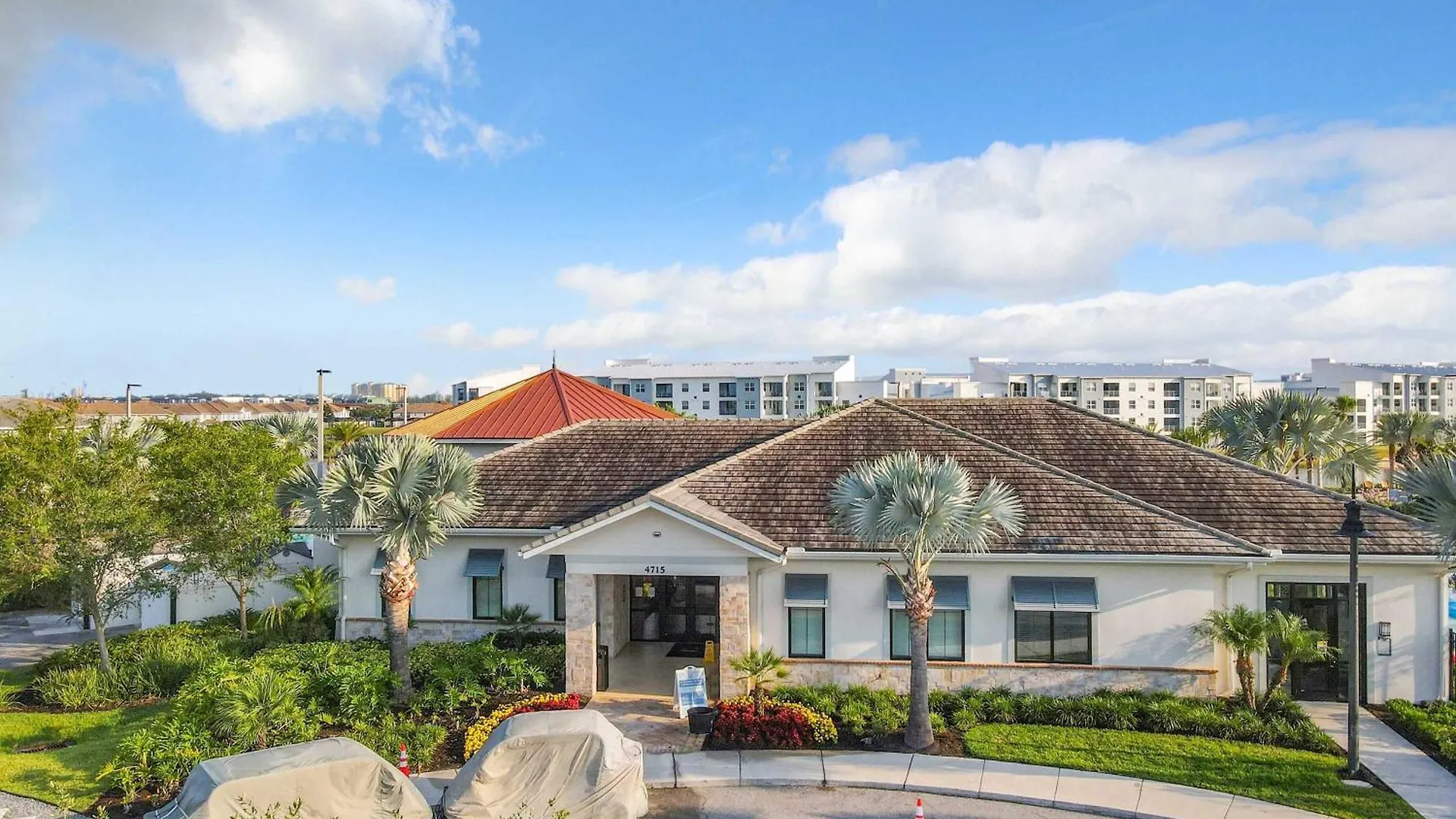 Incredible Family Retreat With Ps5 Private Pool And Access To 2 Clubhouses Holiday home