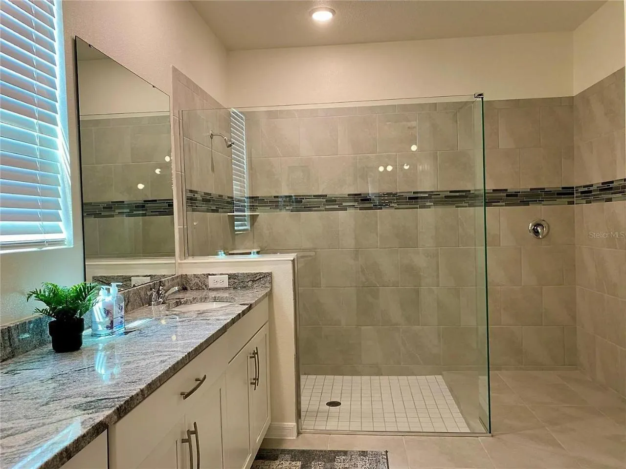 Exquisite Luxury With Pool Retreat - Solara - 8949 * Kissimmee