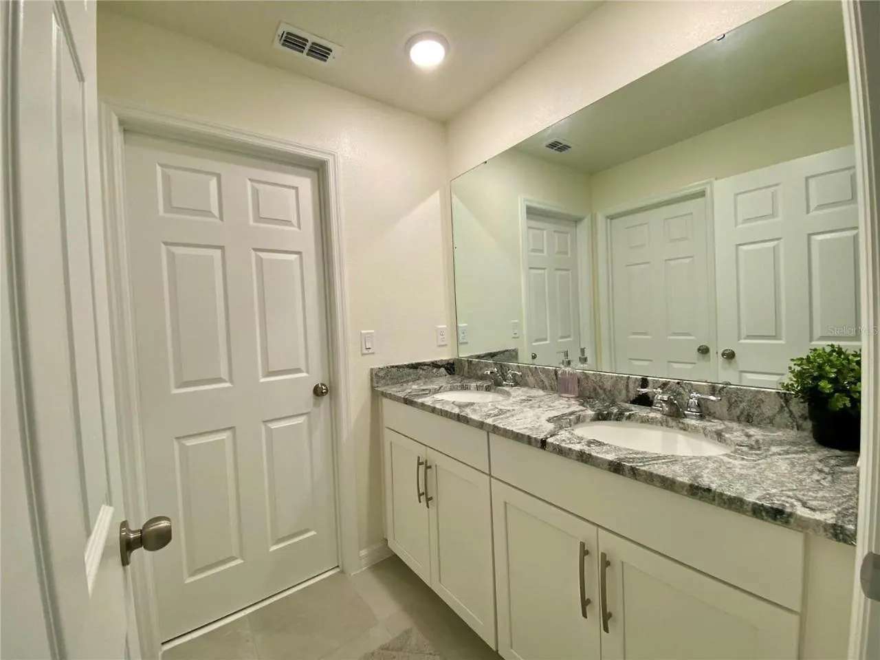 Holiday home Exquisite Luxury With Pool Retreat - Solara - 8949 *