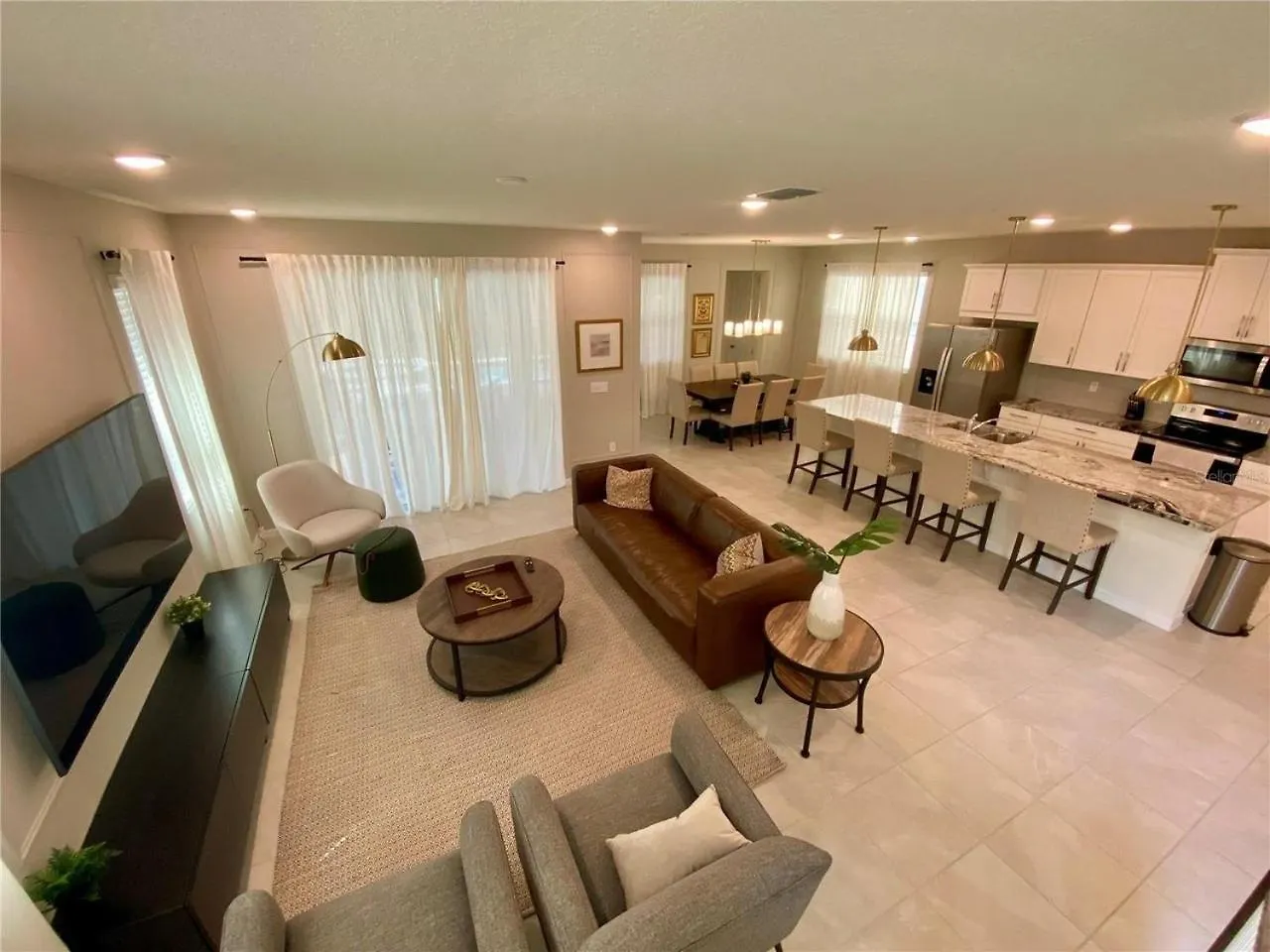 Exquisite Luxury With Pool Retreat - Solara - 8949 Holiday home