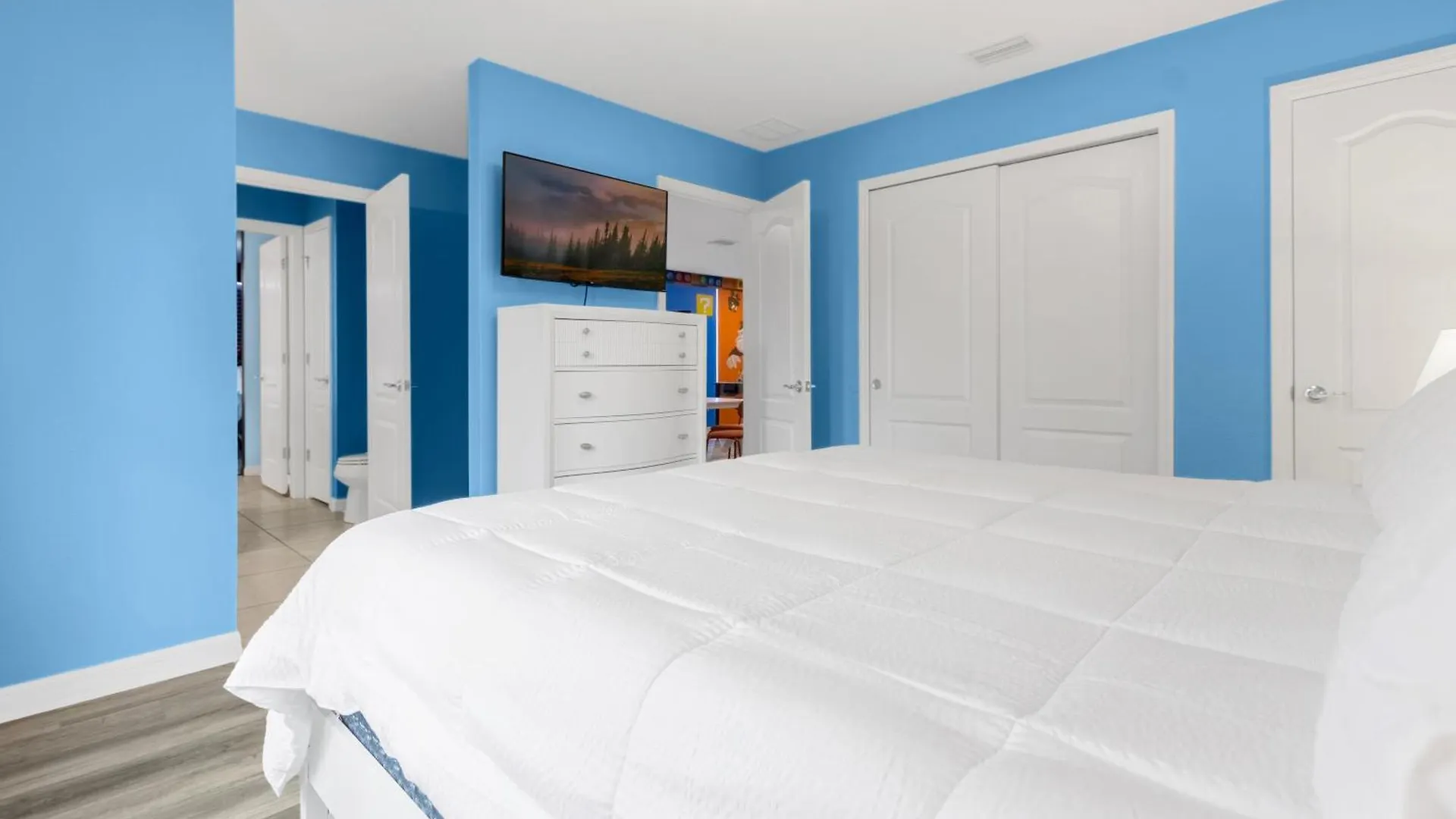 Holiday home 8881 - Royal Oasis Retreat Luxurious Haven Near World