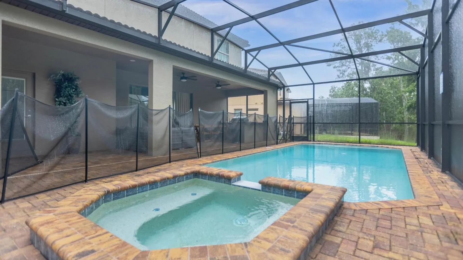 Holiday home 8881 - Royal Oasis Retreat Luxurious Haven Near World