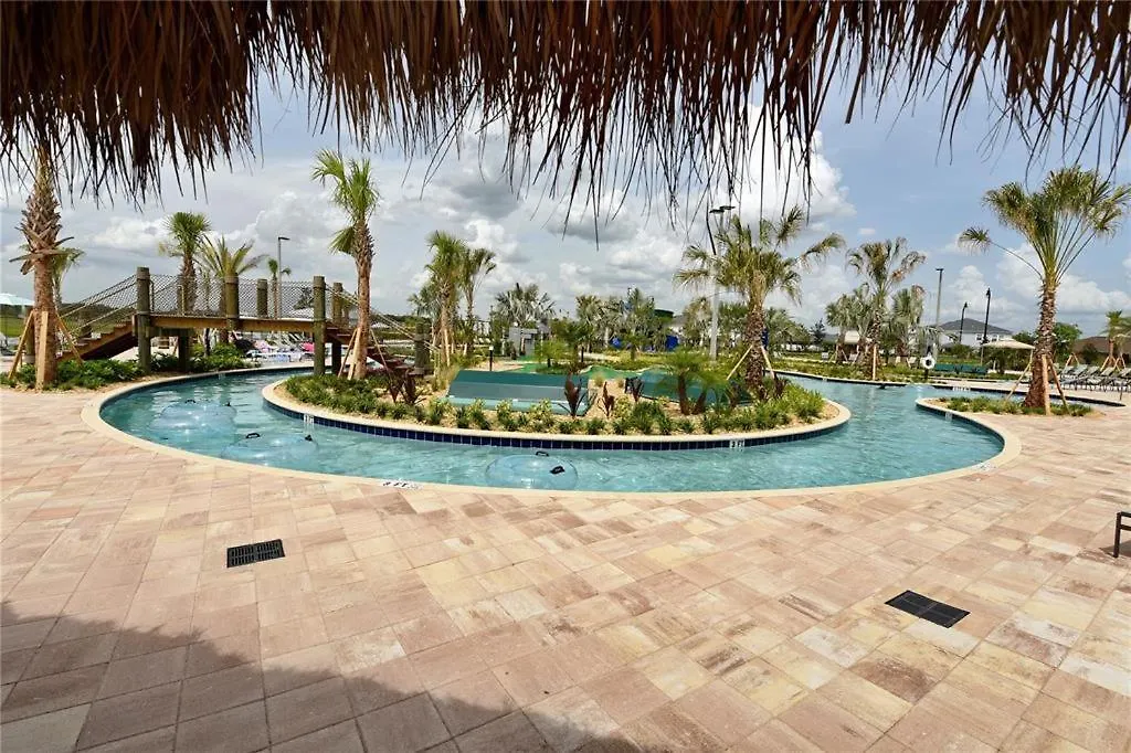 Stunning Townhome With Private Pool - Storey - 5021 Ww