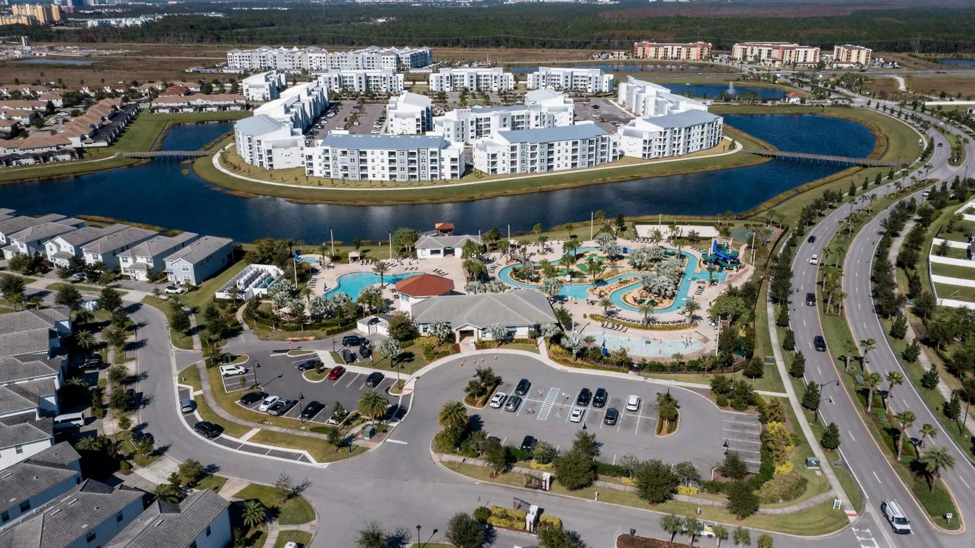 Stunning Townhome With Private Pool - Storey - 5021 Ww Holiday home
