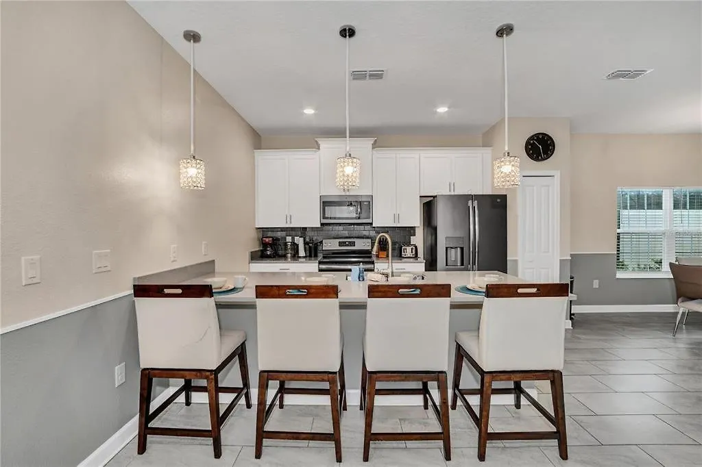 Stunning Townhome With Private Pool - Storey - 5021 Ww Holiday home