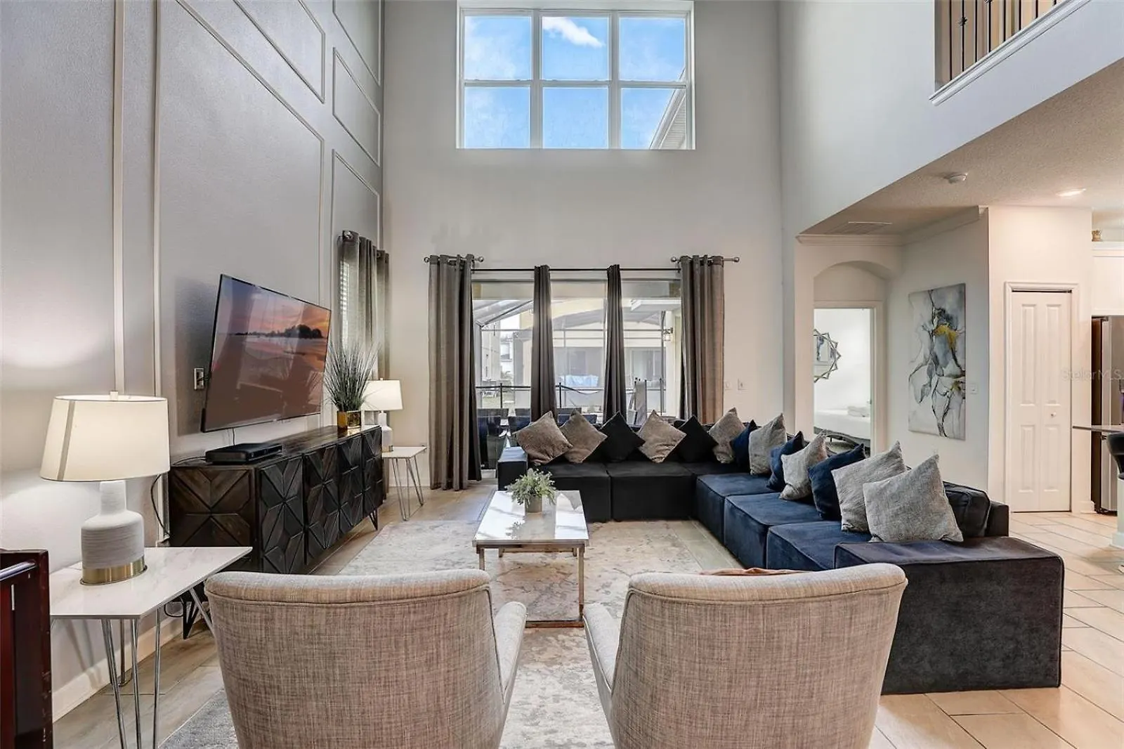 2940 - Elegant 5br At Storey Comfort Luxury And Proximity And Universal Holiday home