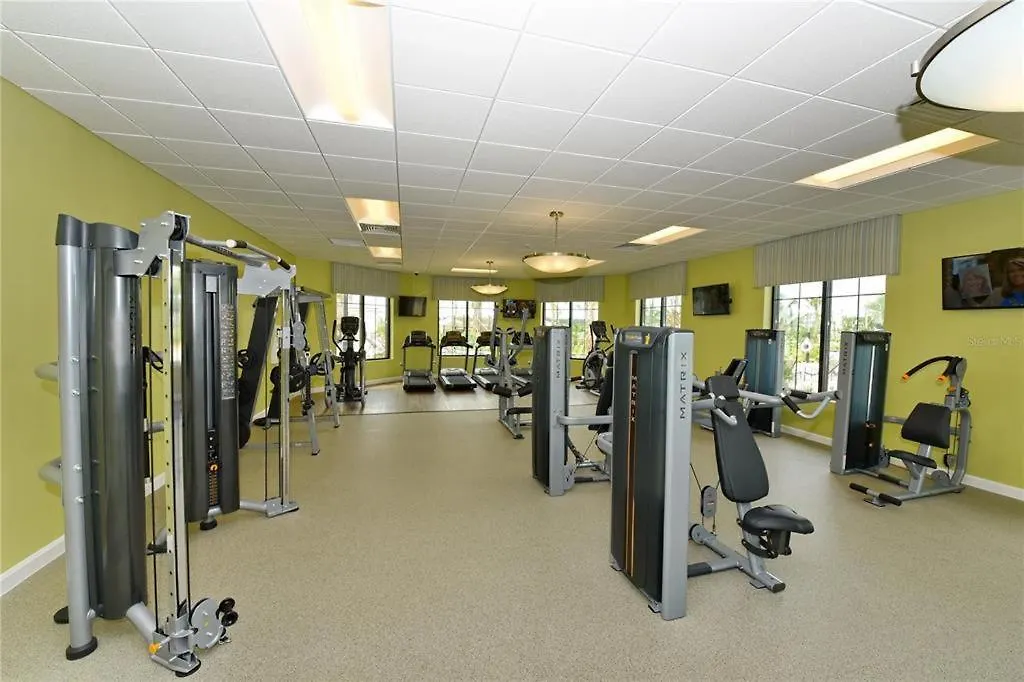2604 - Luxury 4-br With Private Pool Retreat Holiday home *
