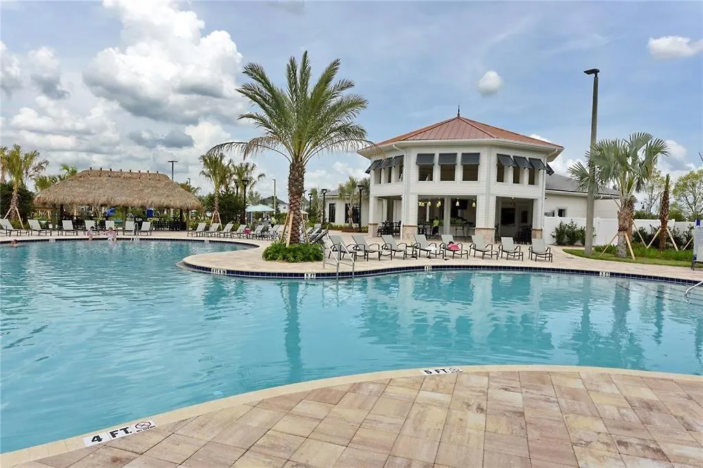 2604 - Luxury 4-br With Private Pool Retreat *