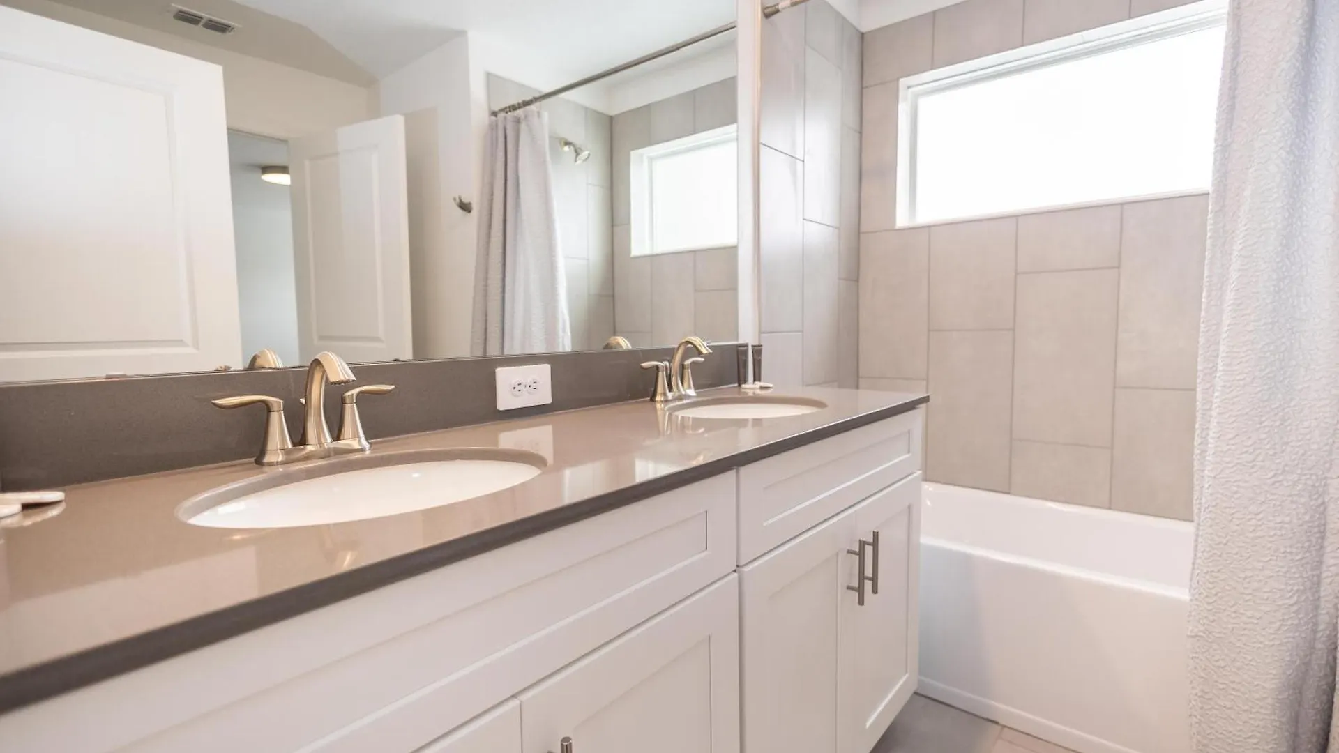 2604 - Luxury 4-br With Private Pool Retreat Kissimmee