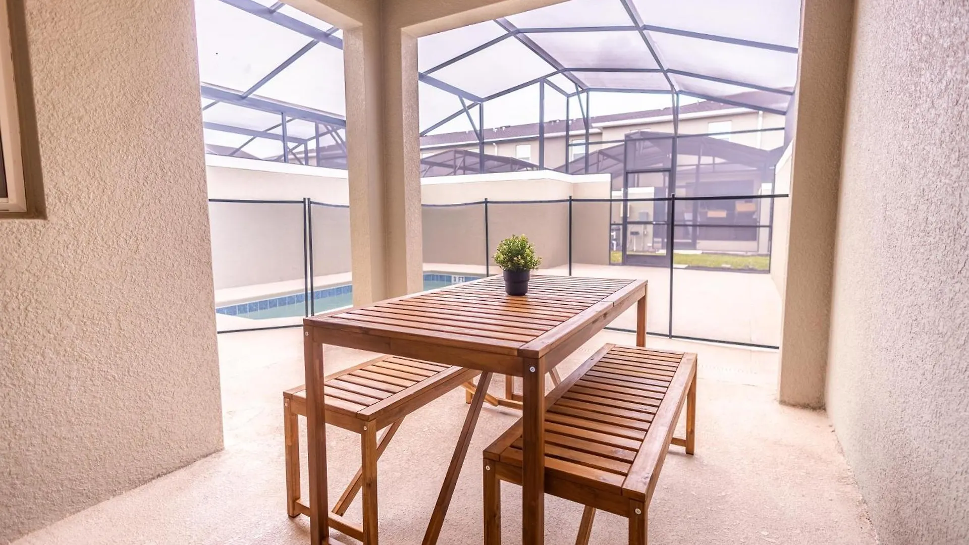 2604 - Luxury 4-br With Private Pool Retreat Holiday home Kissimmee