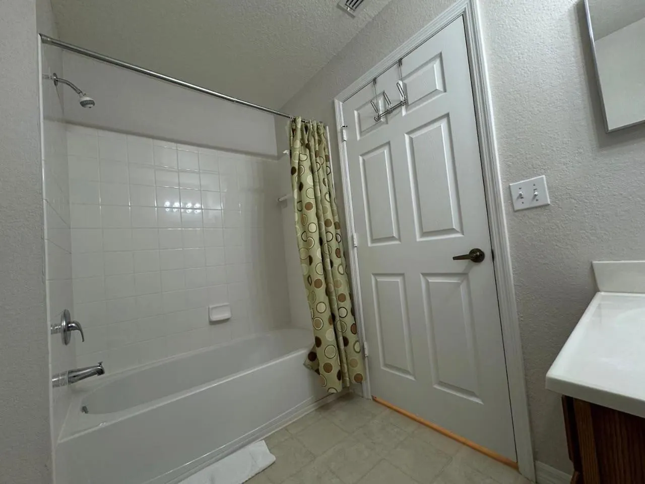 Holiday home 3 Bedroom 2 Bathroom At Sevendwarfs 27-106