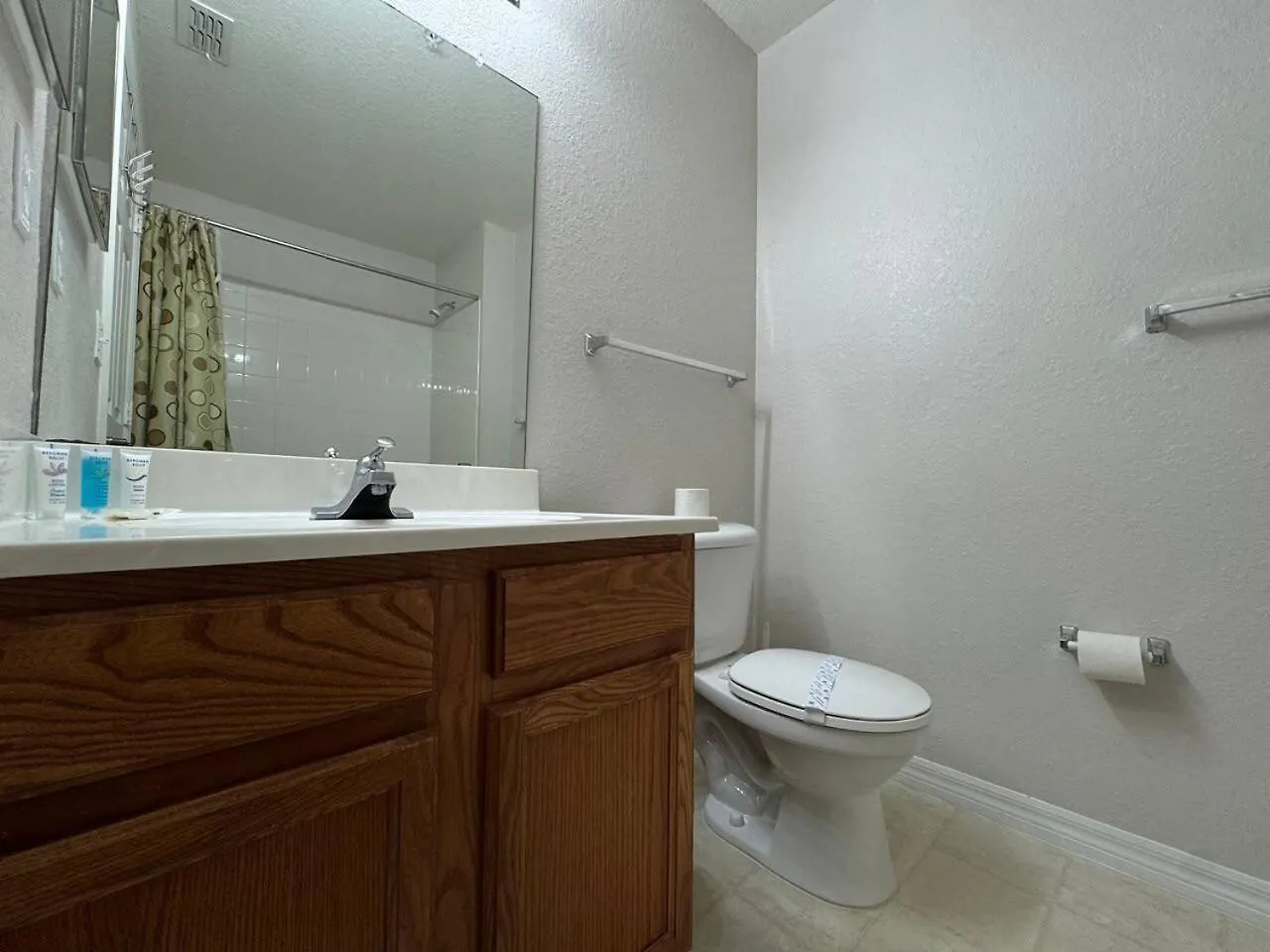 Holiday home 3 Bedroom 2 Bathroom At Sevendwarfs 27-106 Kissimmee