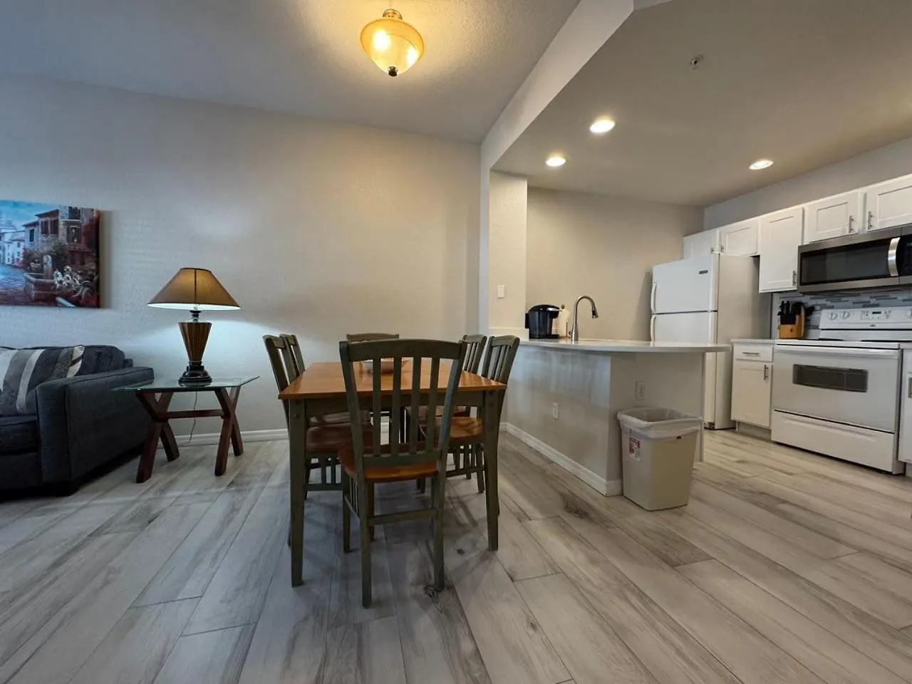 Holiday home 3 Bedroom 2 Bathroom At Sevendwarfs 27-106 Kissimmee