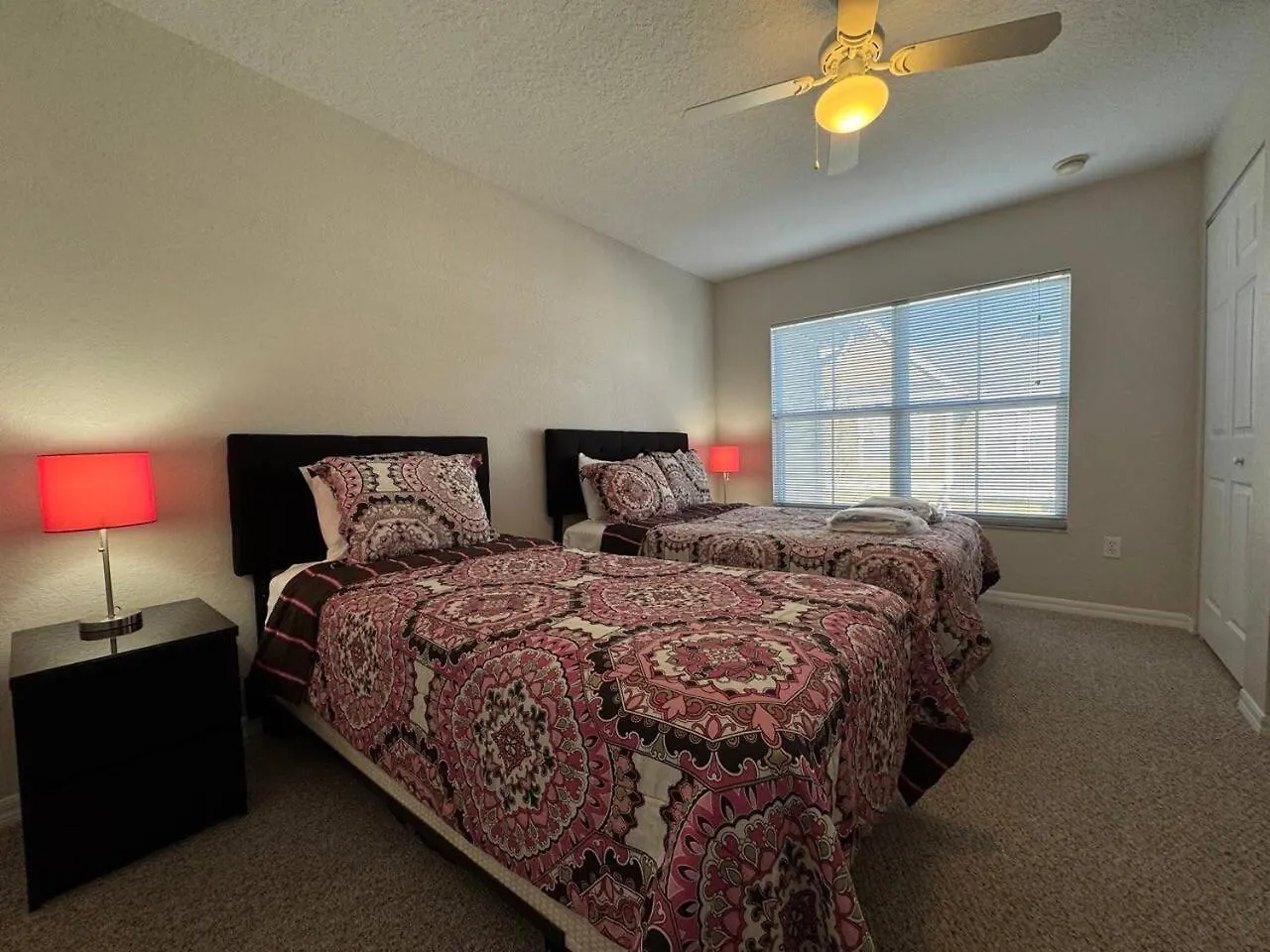 3 Bedroom 2 Bathroom At Sevendwarfs 27-106