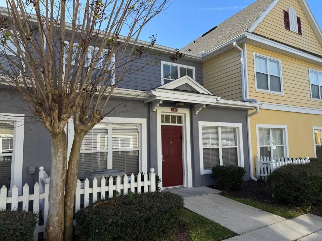 3 Bedroom 2 Bathroom At Sevendwarfs 27-106 Kissimmee