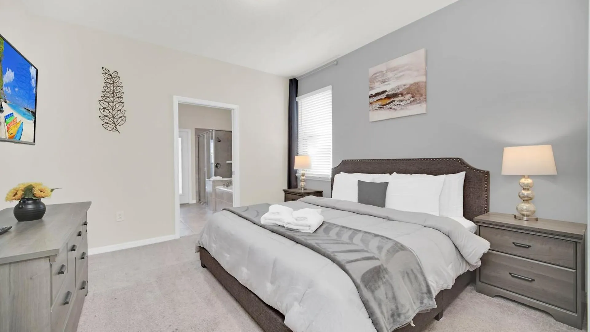 Luxurious Retreat Near Disney: Pool & Game Kissimmee